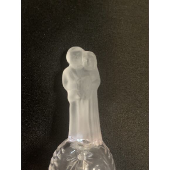VINTAGE 4” La Vie SATIN & CRYSTAL CLEAR GLASS MINI WEDDING BELL - Picture 7 of 7
